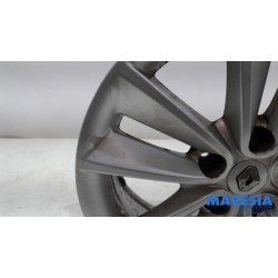 Renault - Megane - Wheel