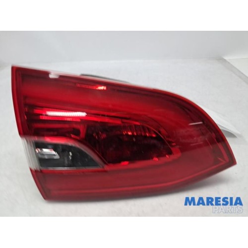 Peugeot - 308 - Taillight, left