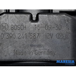 Peugeot - 308 - Front wiper motor