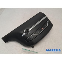 Peugeot - 308 - Radio