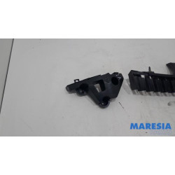 Peugeot - 308 - Rear bumper bracket central