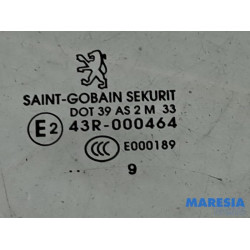 Peugeot - 206 PLUS - Door window 4-door, front right