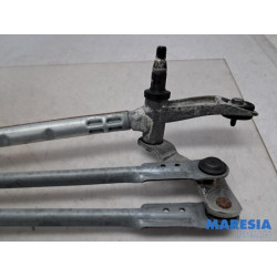 Peugeot - 308 - Wiper mechanism