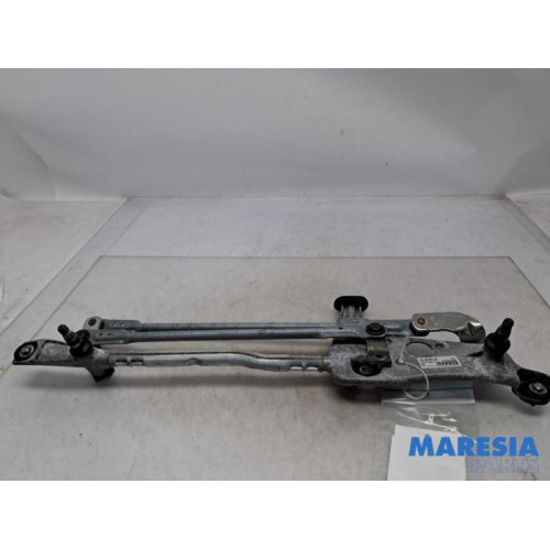 Peugeot - 308 - Wiper mechanism