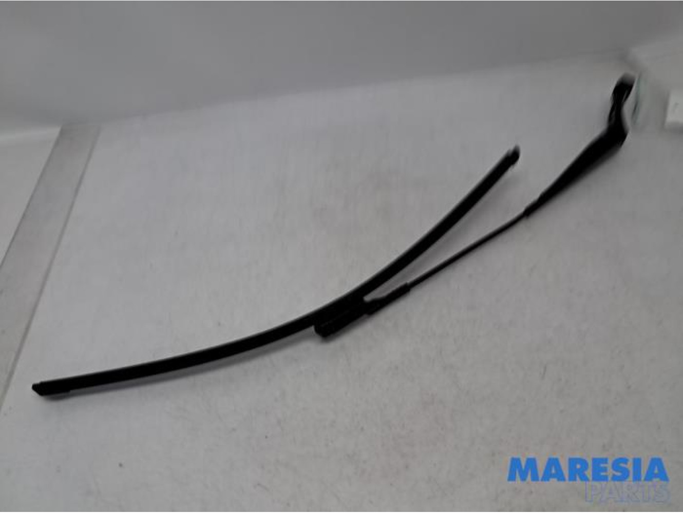Peugeot - 308 - Front wiper arm
