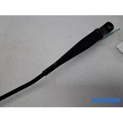 Peugeot - 308 - Front wiper arm