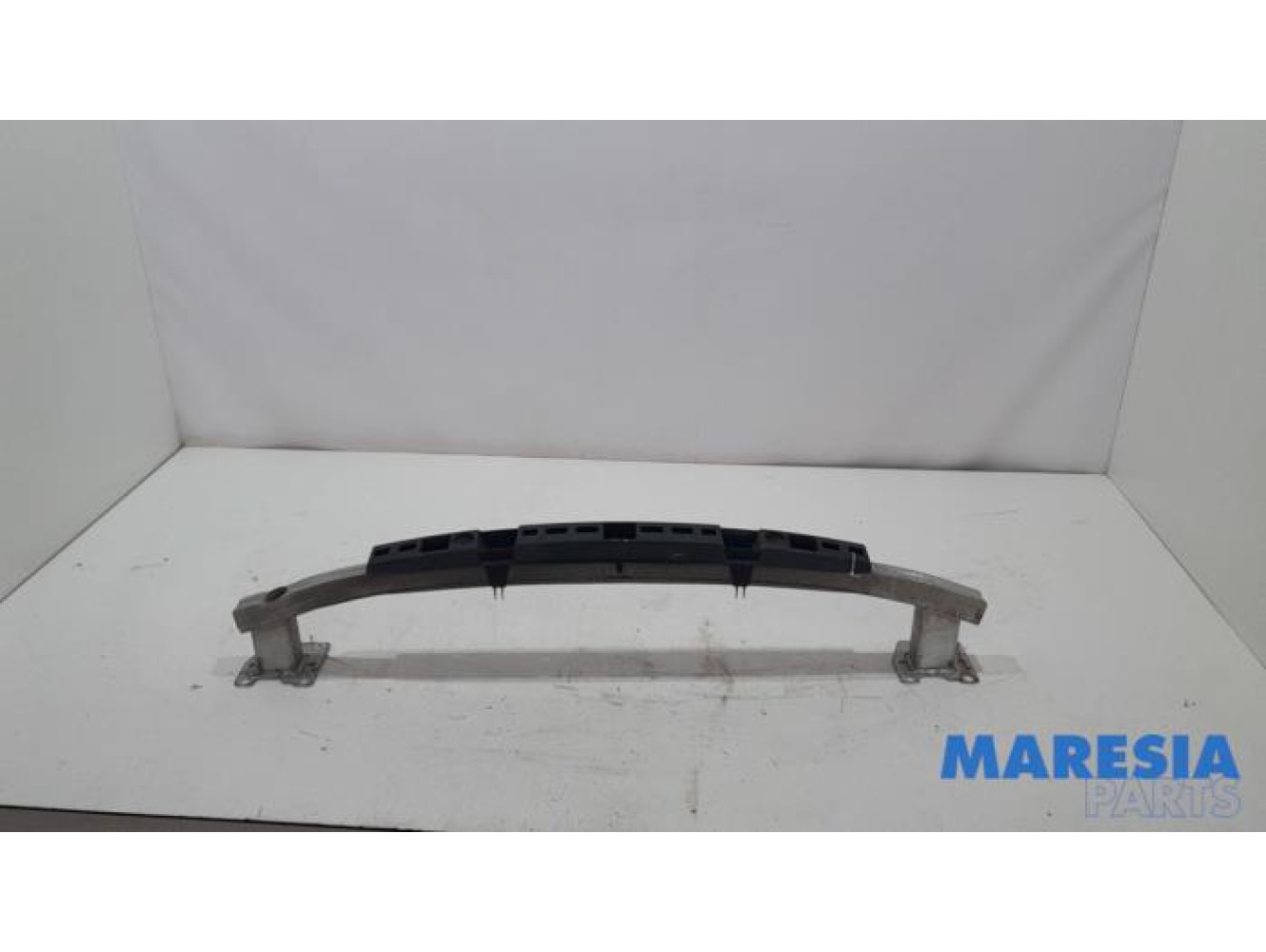 Renault - Megane - Front bumper frame