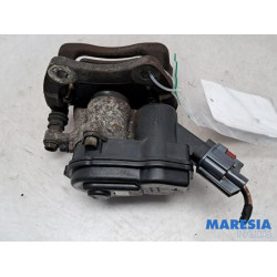 Renault - Megane - Remklauw (Tang) links-achter