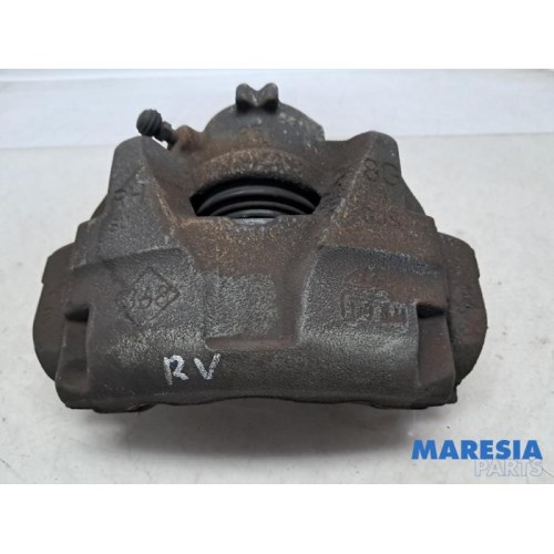 Renault - Megane - Front brake calliper, right