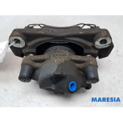 Renault - Megane - Front brake calliper, left