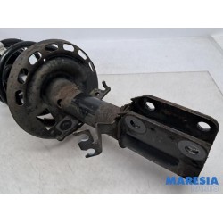 Renault - Megane - Front shock absorber rod, right