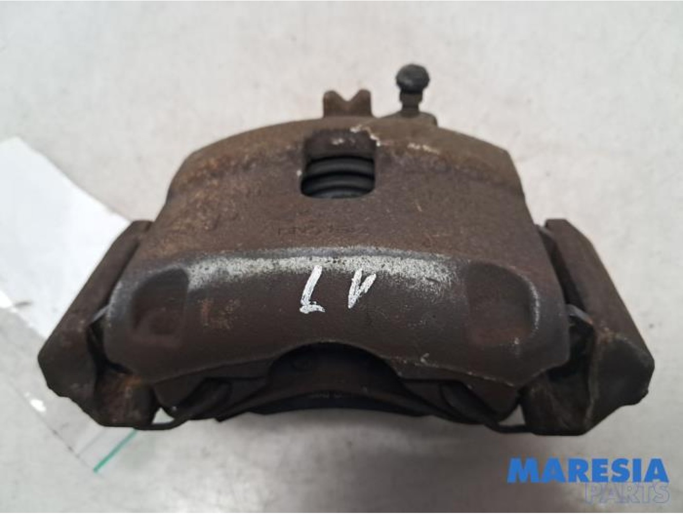 Fiat - Panda - Front brake calliper, left