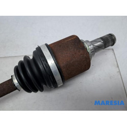 Renault - Megane - Aandrijfas links-voor