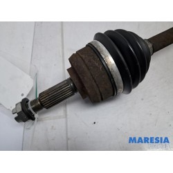 Renault - Megane - Front drive shaft, right