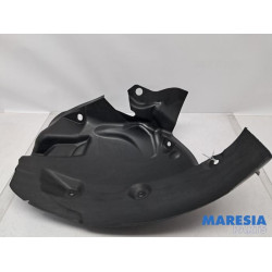 Renault - Megane - Wheel arch liner