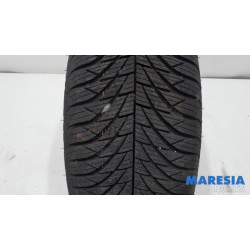 Citroen - C4 Picasso - Tyre