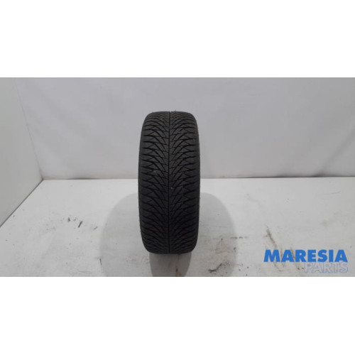Citroen - C4 Picasso - Tyre