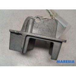 Alfa Romeo - Giulietta - Engine mount