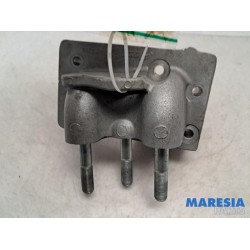 Alfa Romeo - Giulietta - Engine mount