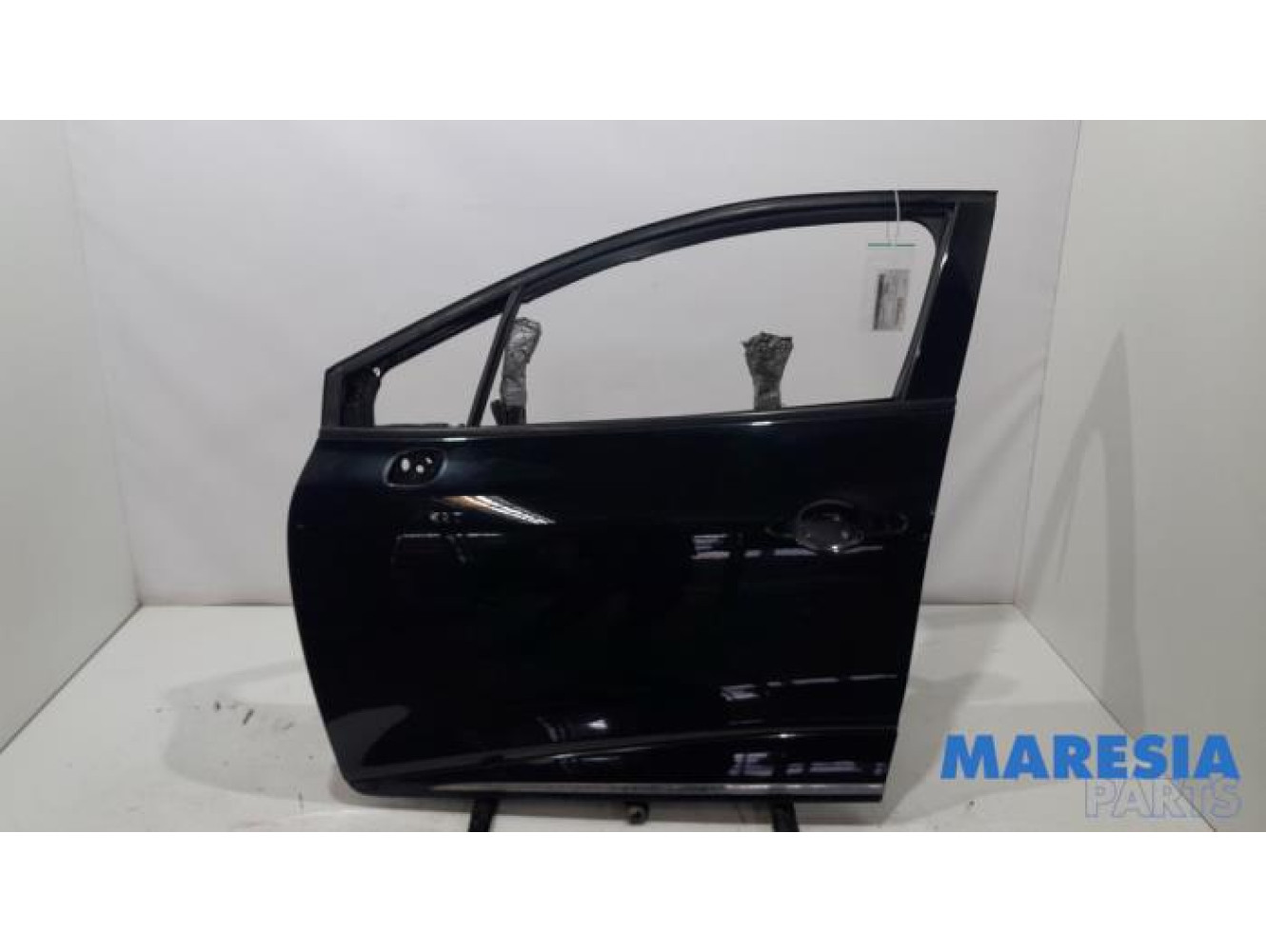 Renault - Clio - Door 4-door, front left