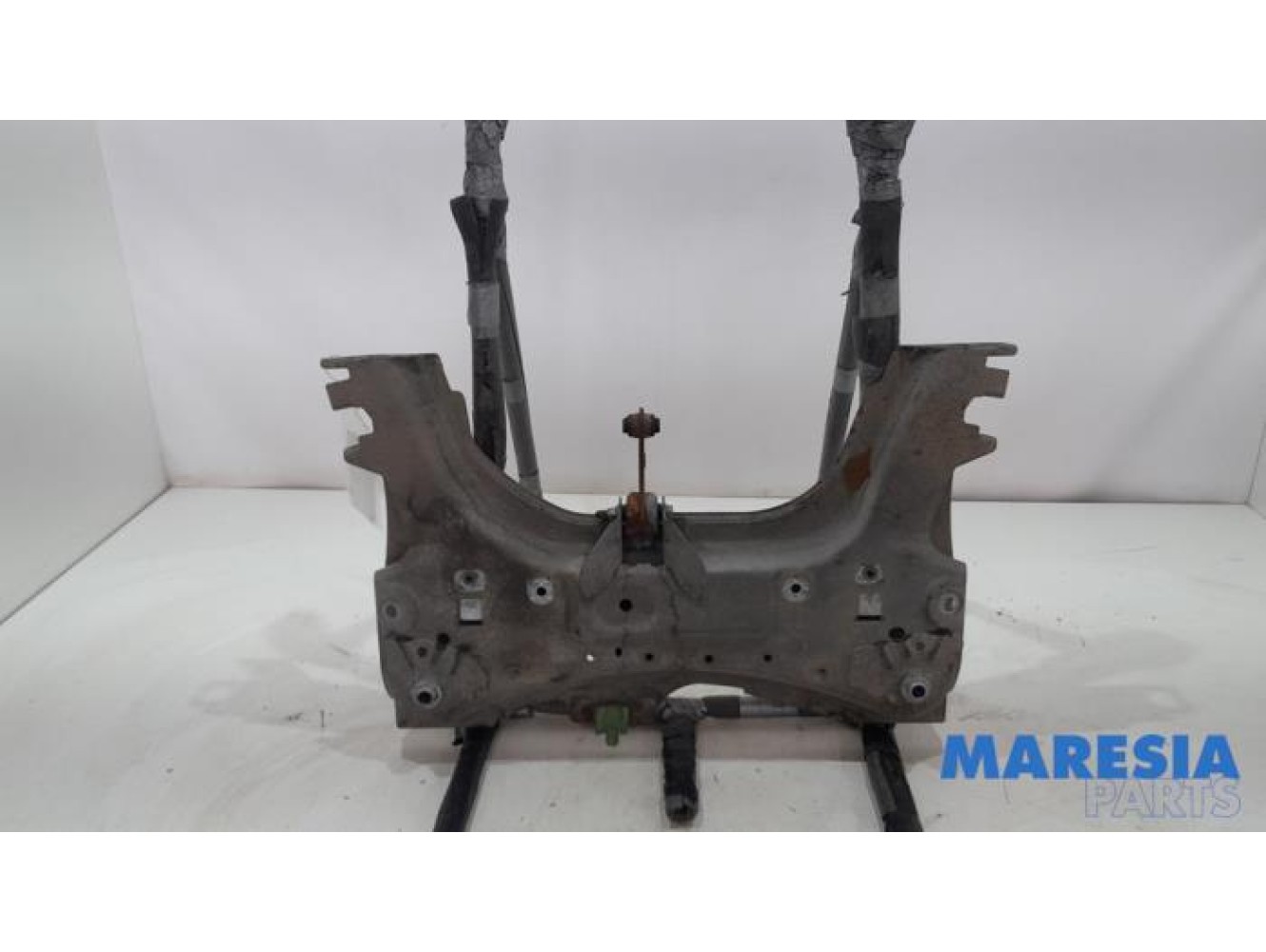Renault - Clio - Subframe