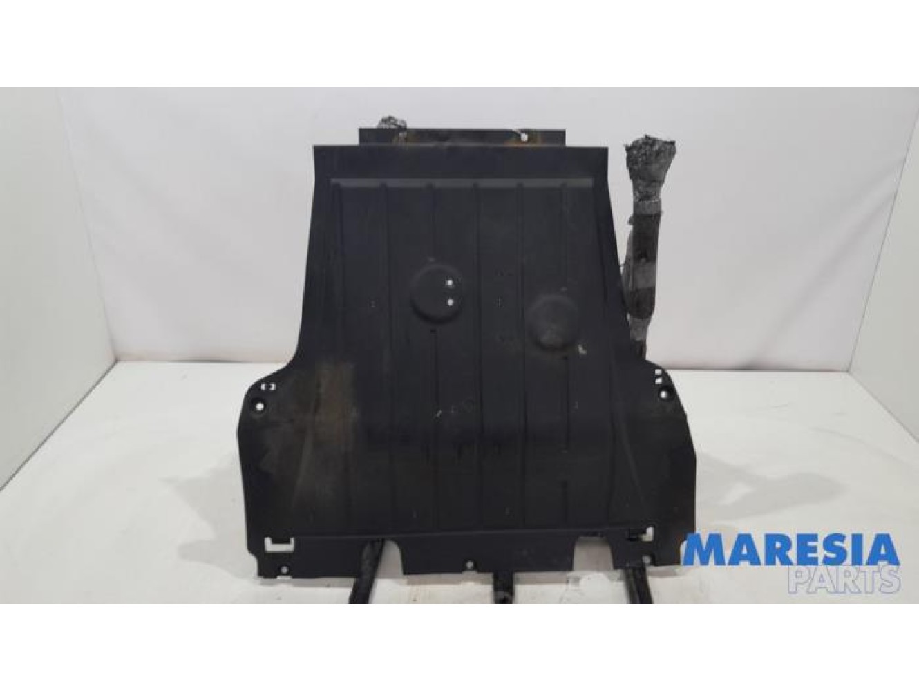 Renault - Clio - Motor Schutzblech