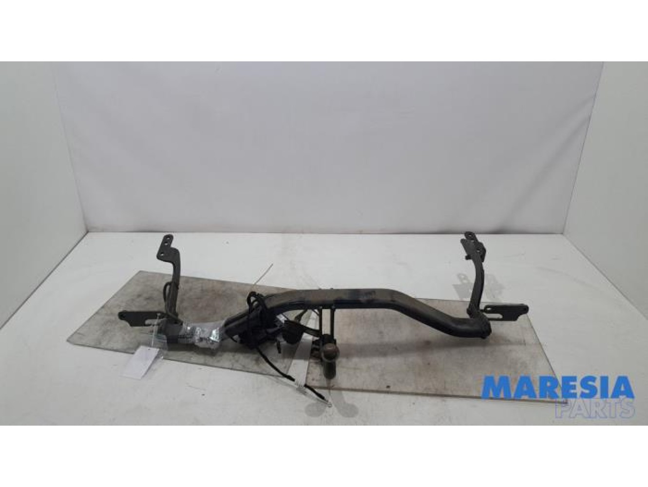 Citroen - C4 Picasso - Towbar