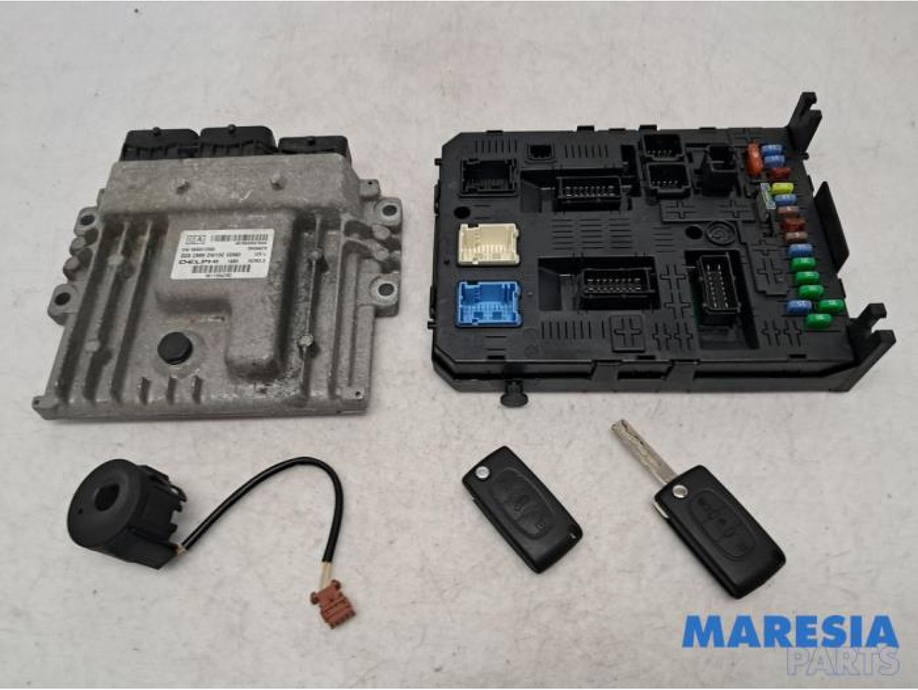 Toyota - Pro-Ace - Engine management computer