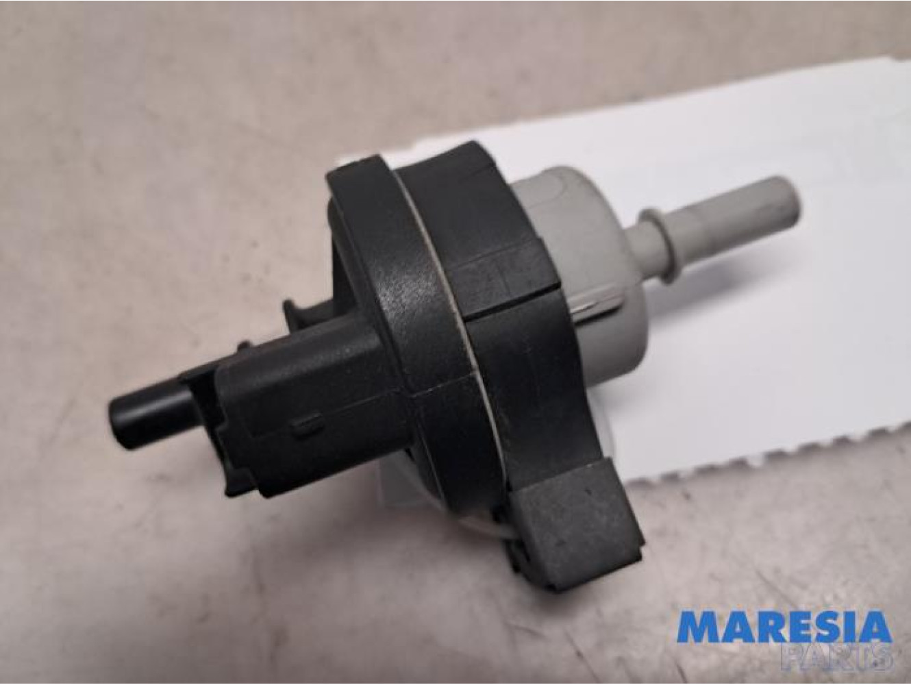 Renault - Talisman - Vacuum valve