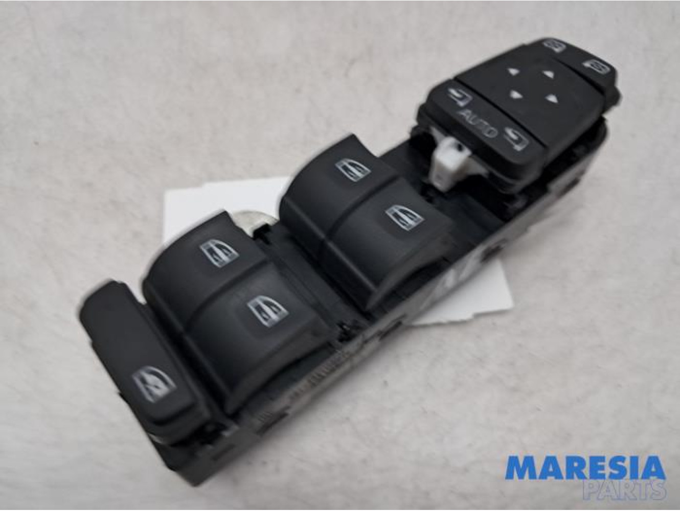 Renault - Talisman - Multi-functional window switch