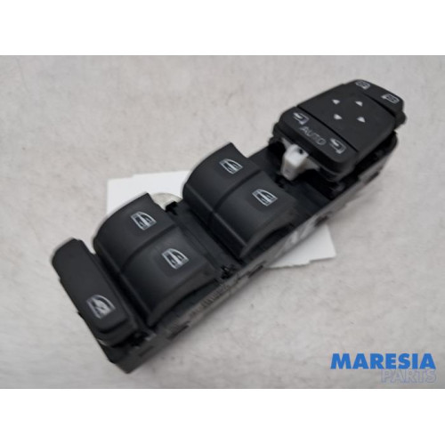 Renault - Talisman - Multi-functional window switch