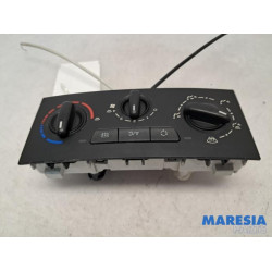 Toyota - Pro-Ace - Heater control panel