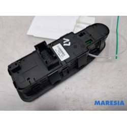 Toyota - Pro-Ace - Multi-functional window switch