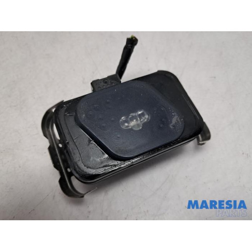 Toyota - Pro-Ace - Rain sensor