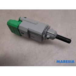 Renault - Talisman - Brake light switch