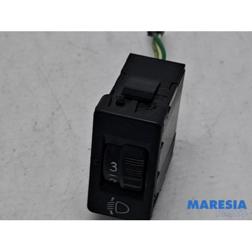Toyota - Pro-Ace - AIH headlight switch