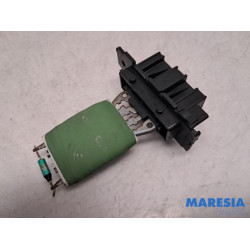 Toyota - Pro-Ace - Heater resistor