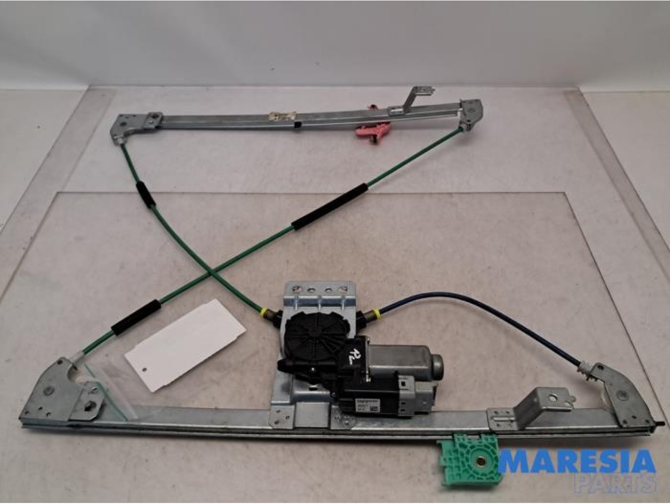 Toyota - Pro-Ace - Window mechanism 2-door, front right