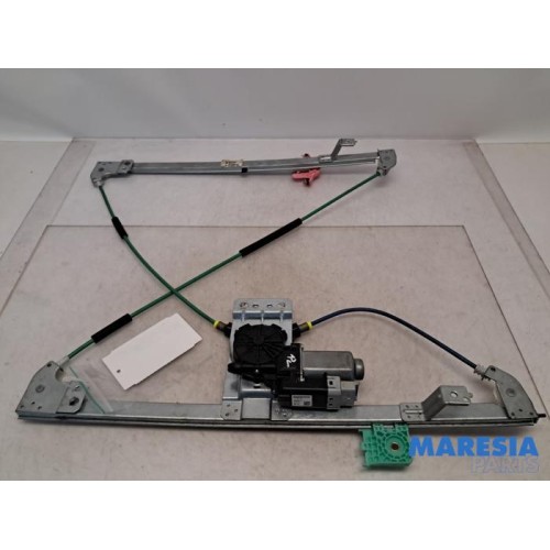 Toyota - Pro-Ace - Window mechanism 2-door, front right