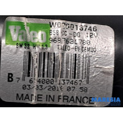 Citroen - C4 Picasso - Front wiper motor