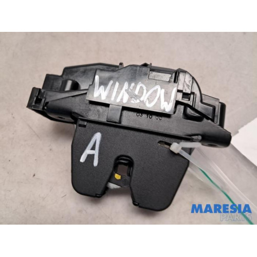 Citroen - C4 Picasso - Tailgate lock mechanism