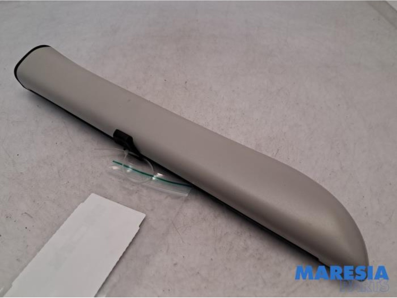 Citroen - C4 Picasso - Right blind