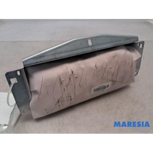 Citroen - C4 Picasso - Right airbag (dashboard)