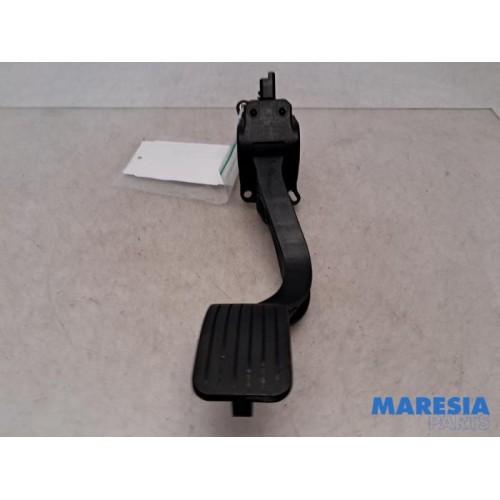 Citroen - C4 Picasso - Accelerator pedal