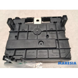 Citroen - C4 Picasso - Fuse box
