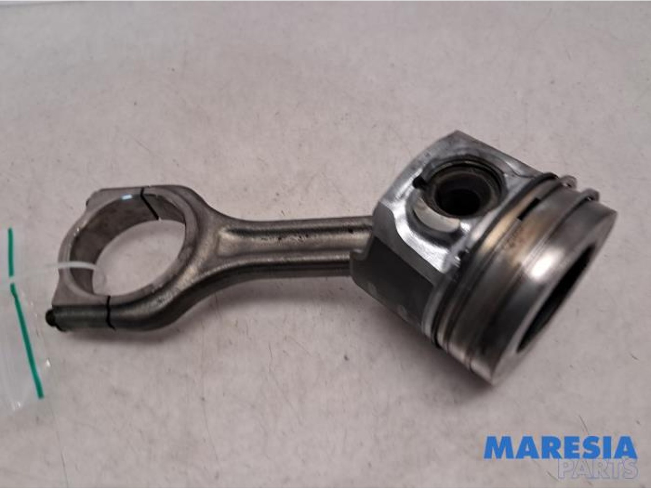 Citroen - C4 Picasso - Connecting rod