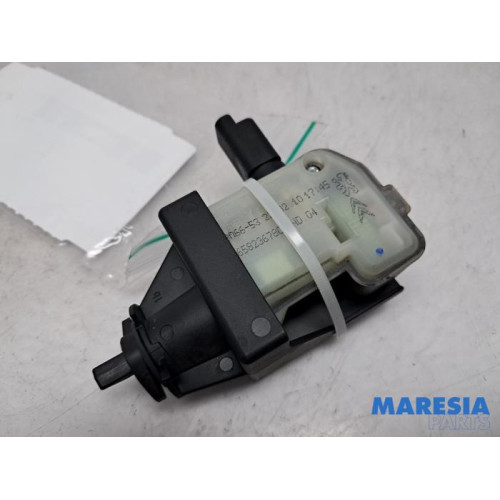 Citroen - C4 Picasso - Tank flap lock motor