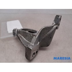 Citroen - C4 Picasso - Engine mount