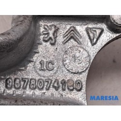 Citroen - C4 Picasso - Engine mount