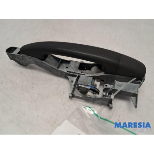 Toyota - Pro-Ace - Door handle 2-door, right